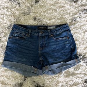 Aeropostale womens size 2 jean shorts